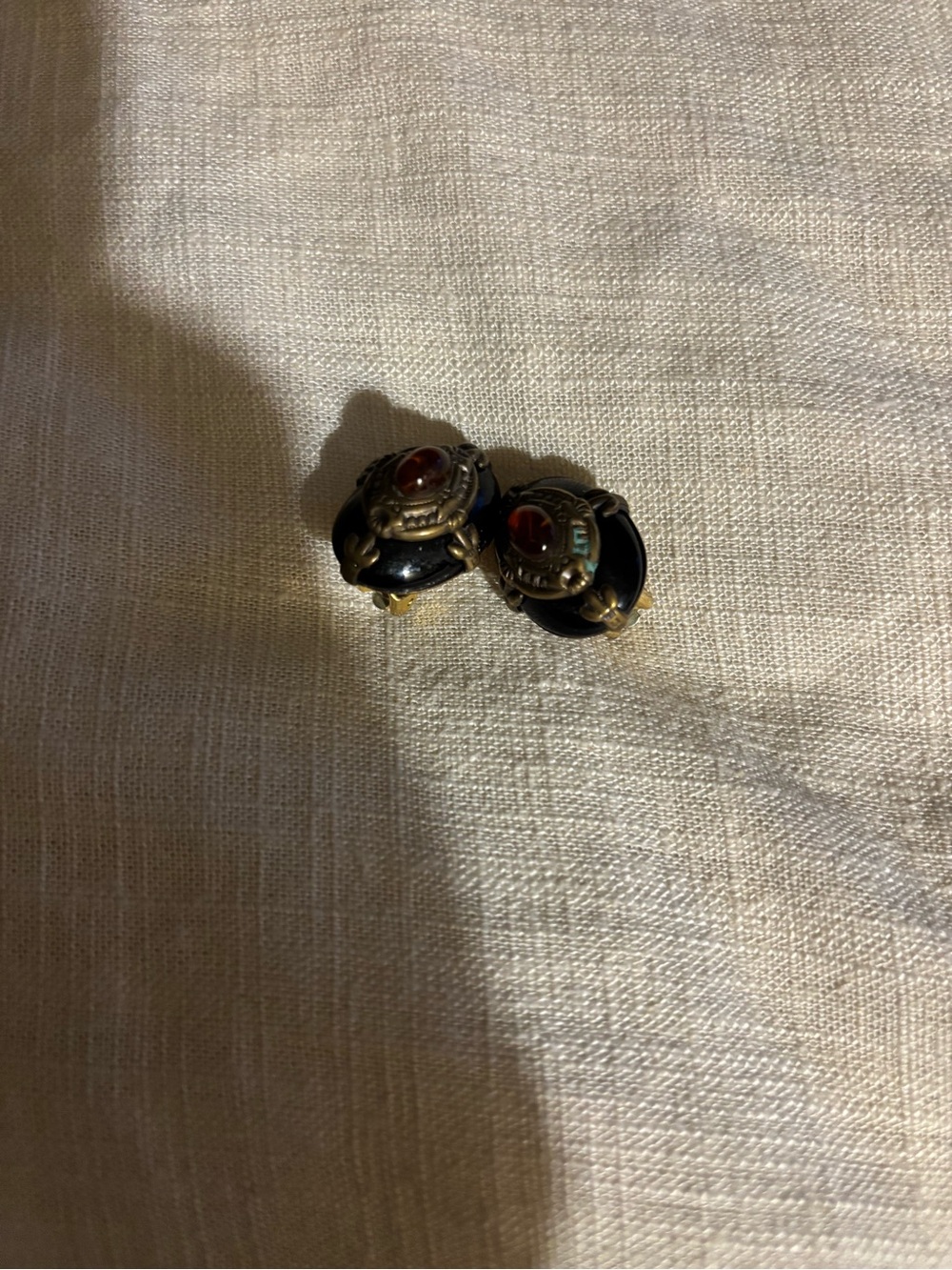 Vintage cabochon clip earrings